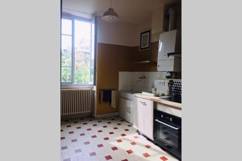 Chez Angele Centre Macon Appartement Chaleureux المظهر الخارجي الصورة